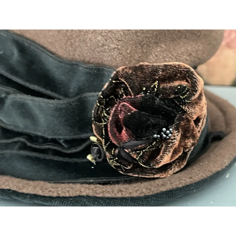 Shani 90s Y2K Blossom Slouchy Bucket Cloche Floral Rose Women's XS Hat